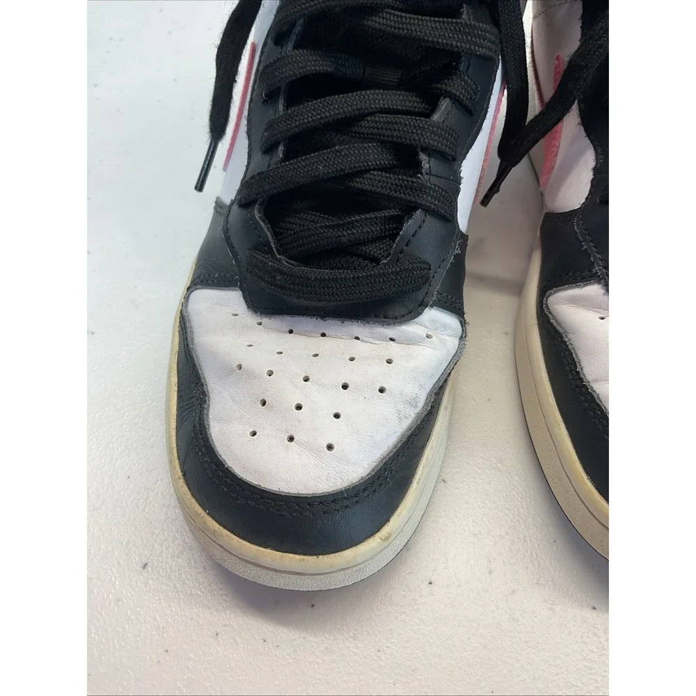 Nike gently used