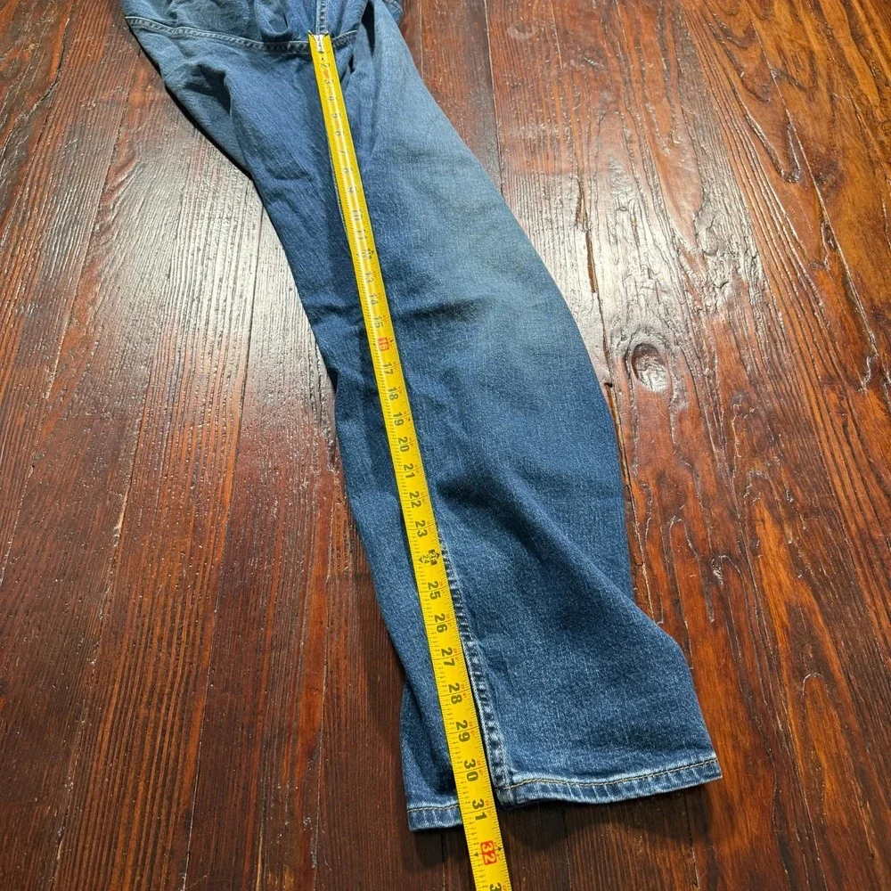 Levis item good