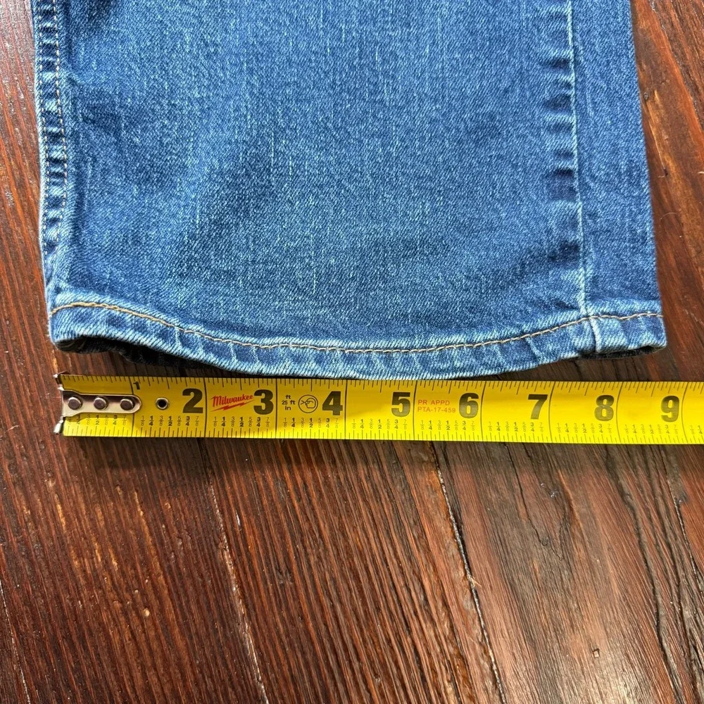 Levis item good