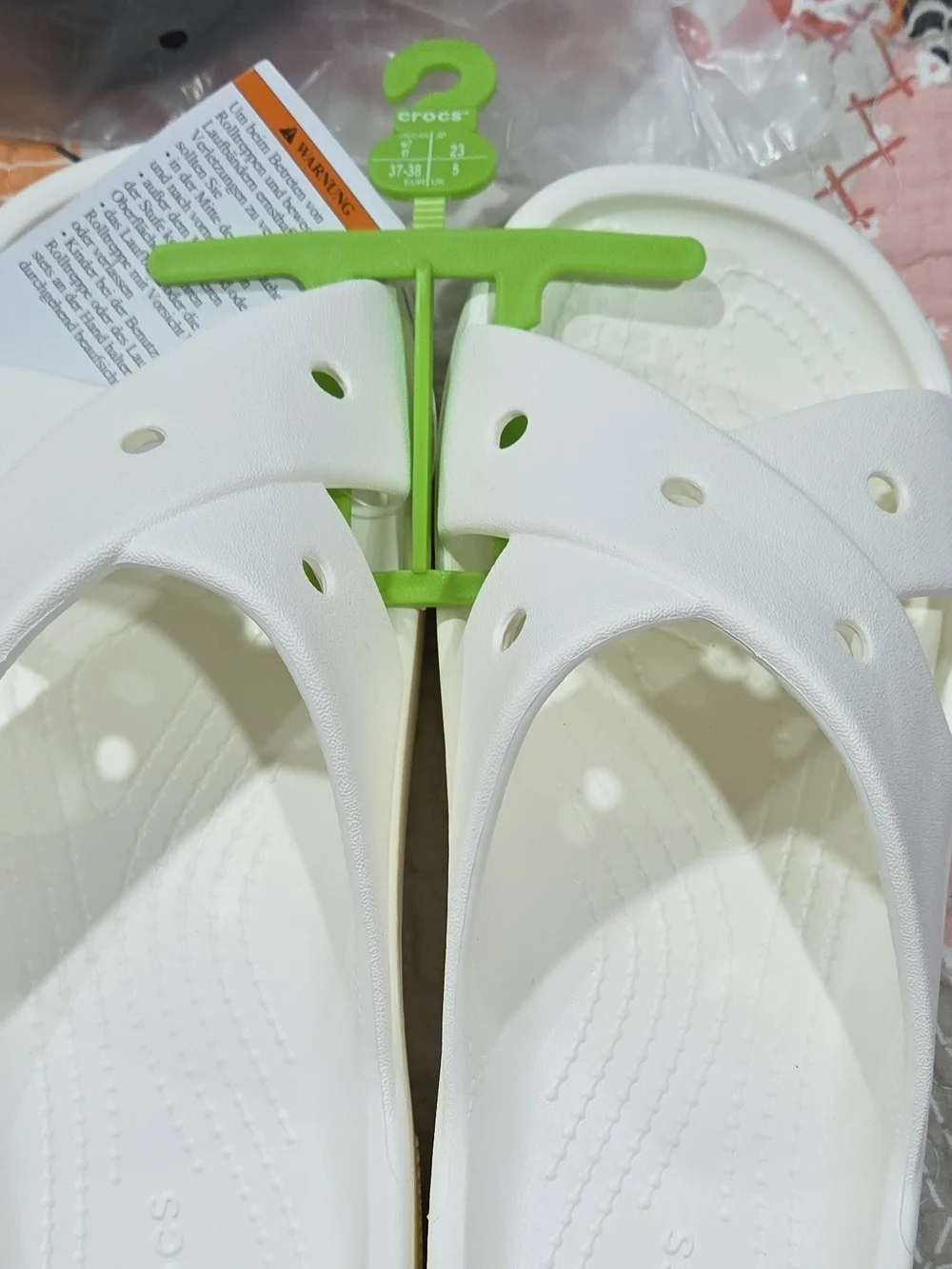 CROCS lightweight white