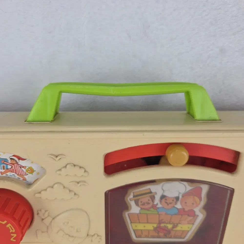 Fisher-Price introduce classic