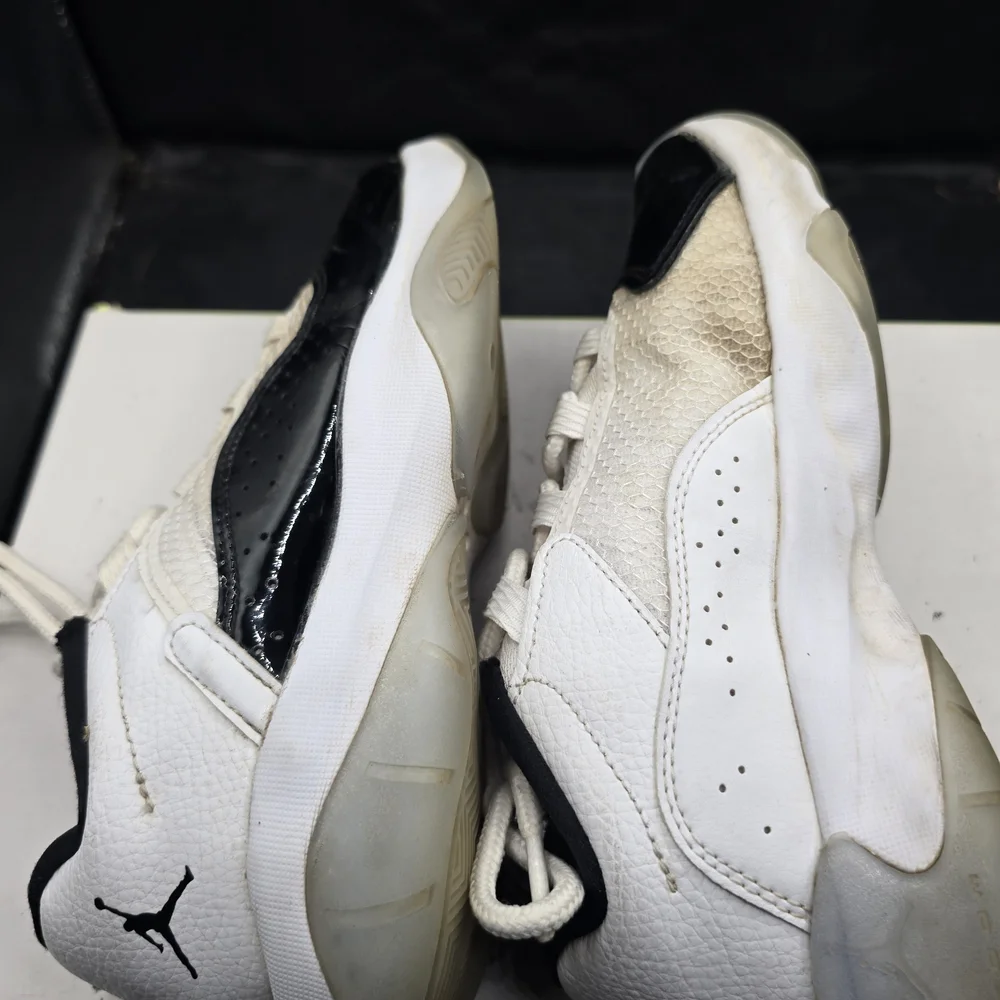 Nike stylish sneakers