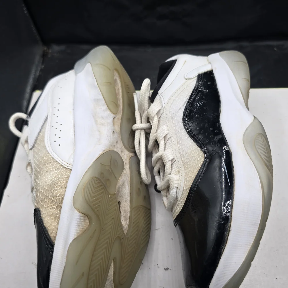 Nike stylish sneakers