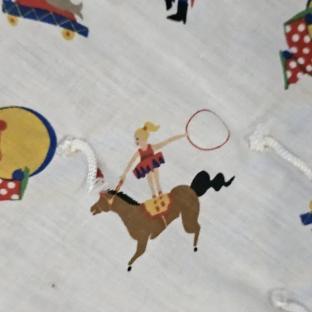 VTG Circus Print Baby Quilt Blanket Tummy Time Clown Unisex White Blue‎ 32x44