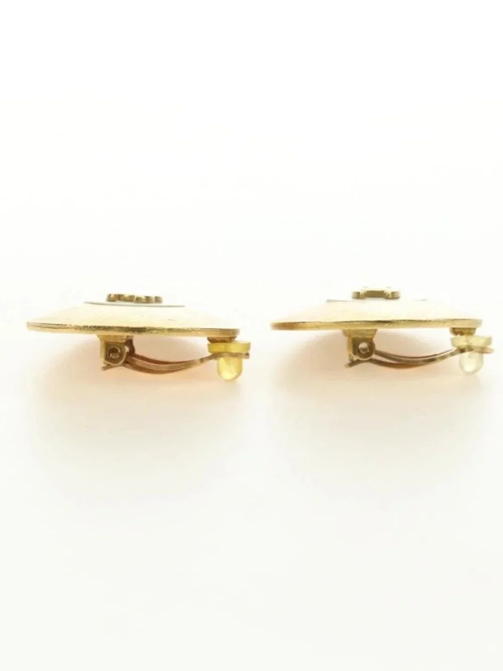 CHANEL COCO Mark Earring metal Gold Tone CC Auth 181300V