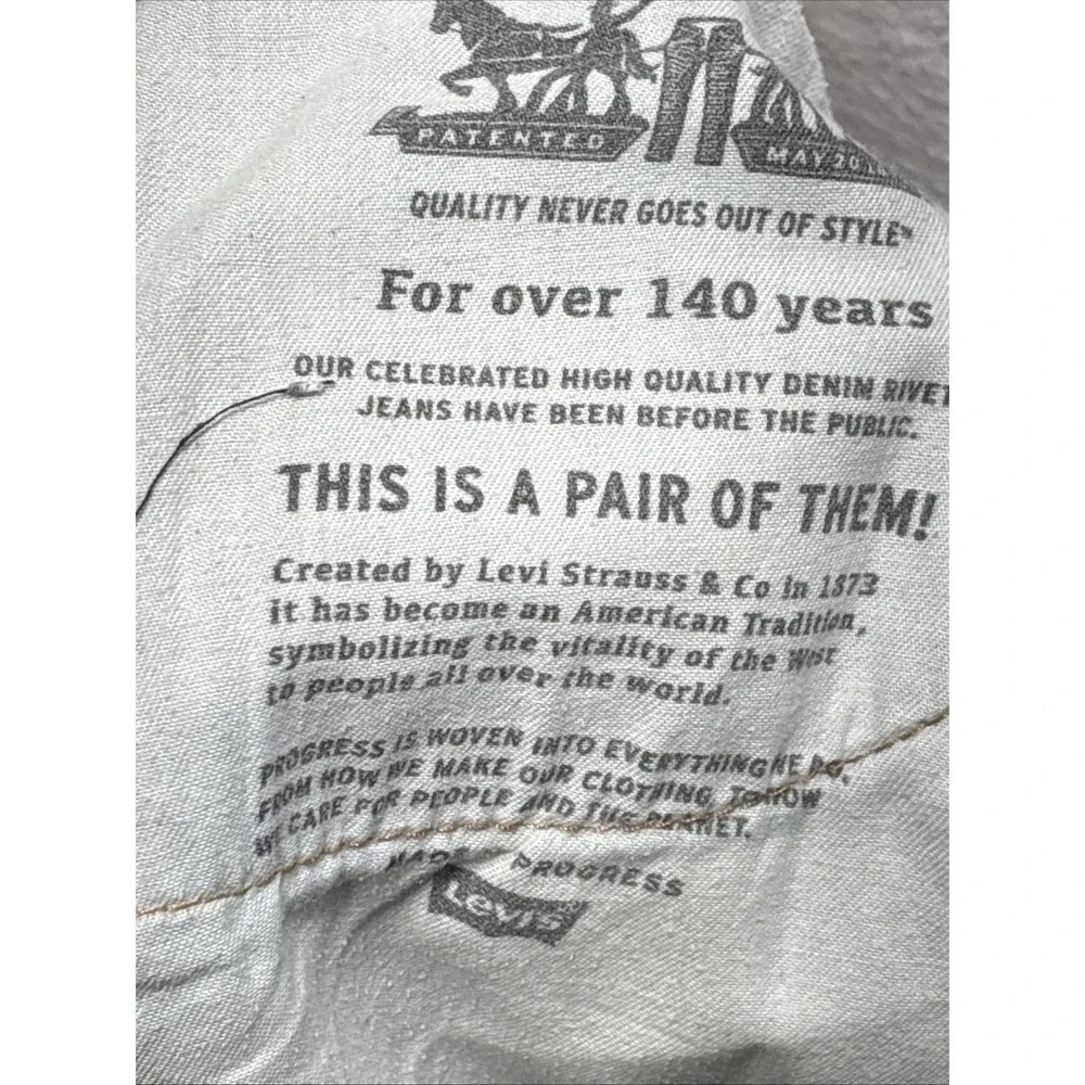Levis levi 550