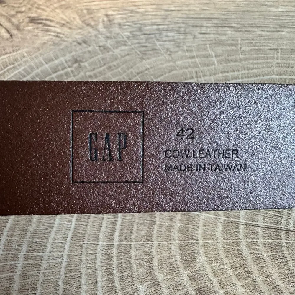 Gap Men's Leather Belt Brown Cognac Gold Tone 42