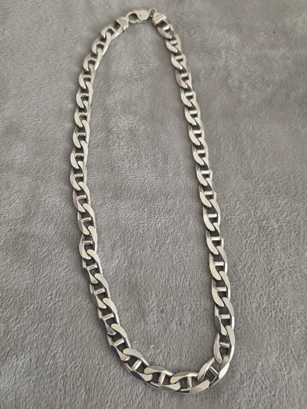 22 Inch 925 Italy Sterling Silver  103 Grams  Stunning