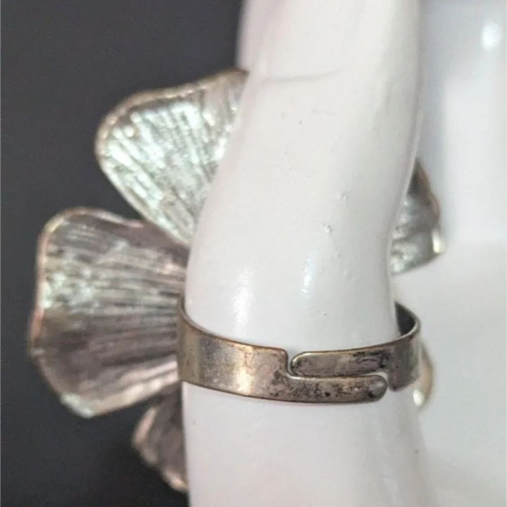 Unbranded vintage silver