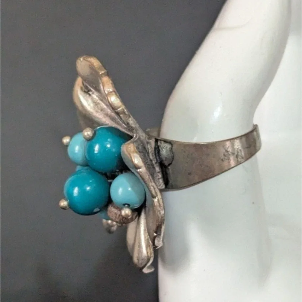 Unbranded vintage silver
