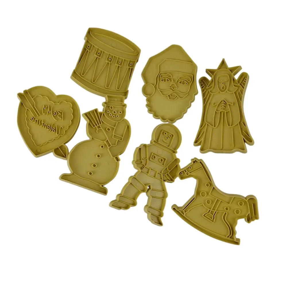 Set of 7 Stanley Home Cookie Cutters Spaceman  Astronaut Horse Drum Santa Vtg