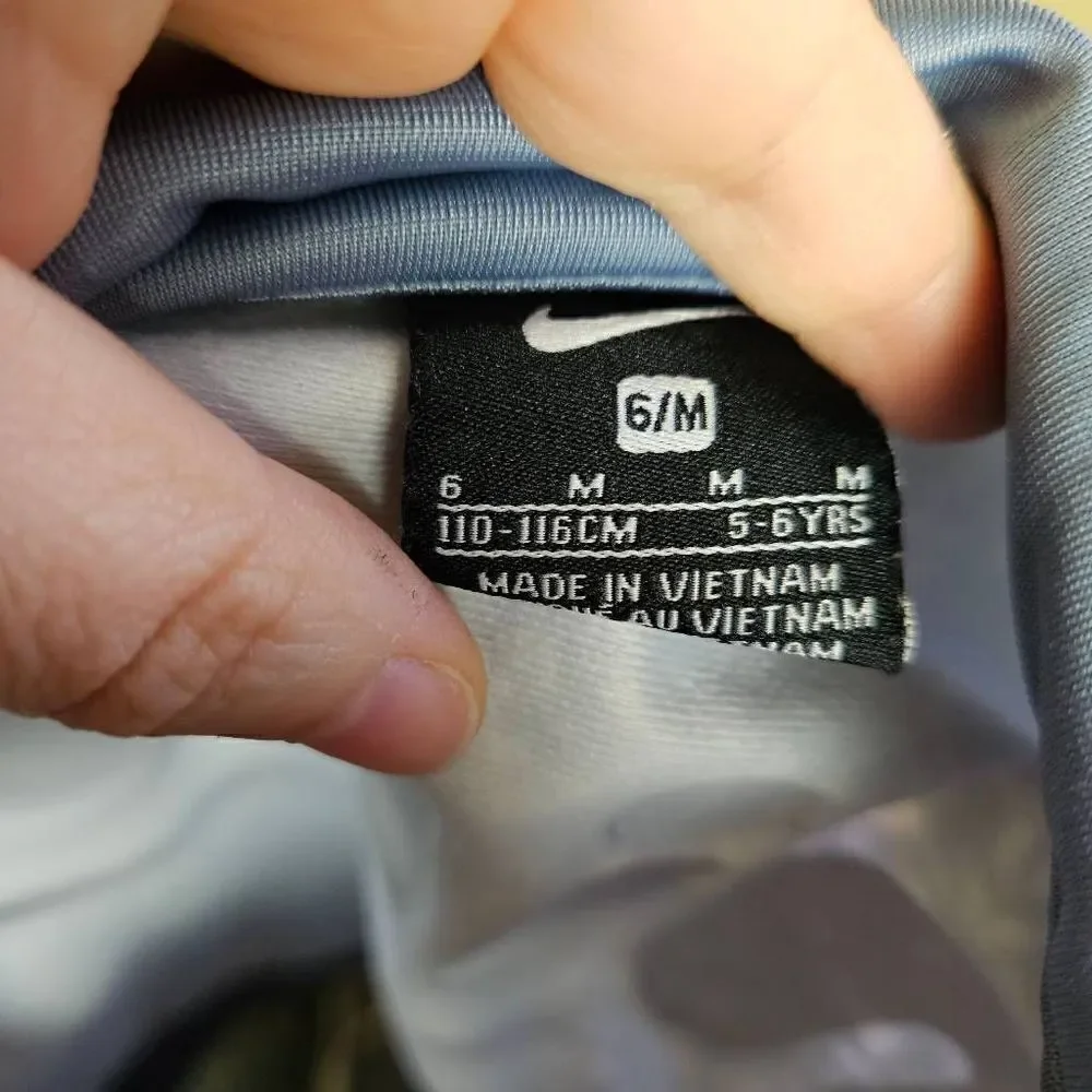 Nike this tie