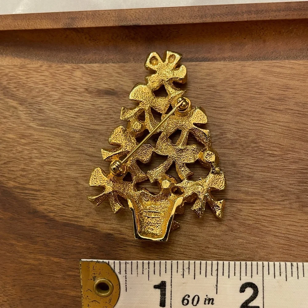 Avon vintage christmas