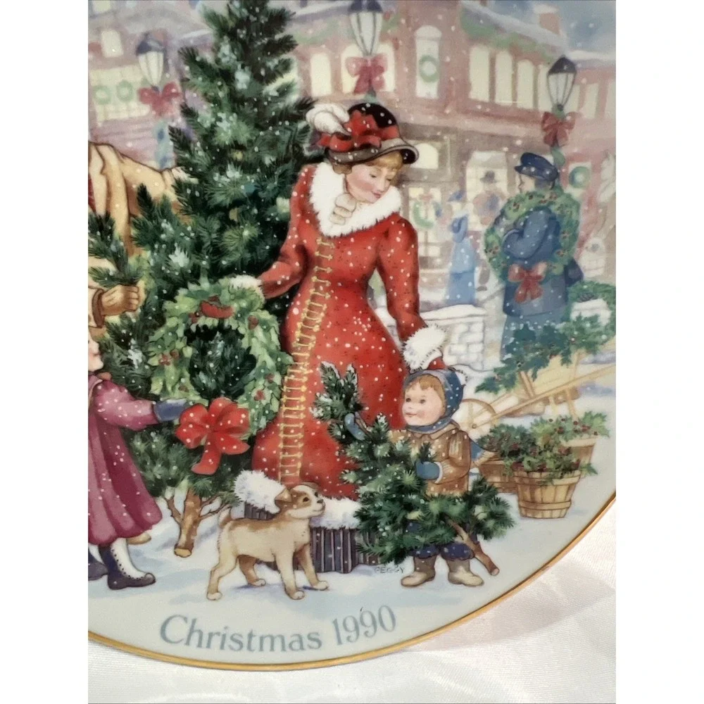 VTG, Avon, 1990, Source of Fine Collectibles, Bringing Christmas Home, 8