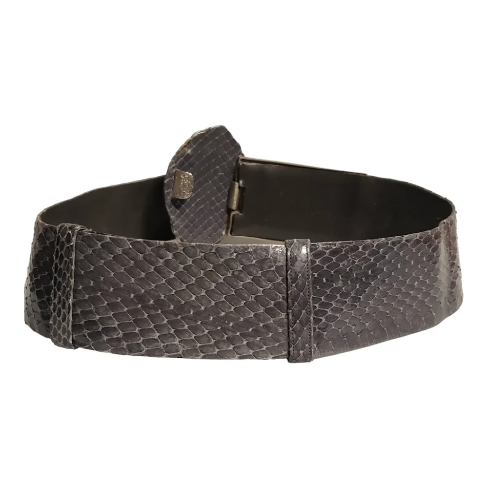 Judith Leiber good vintage