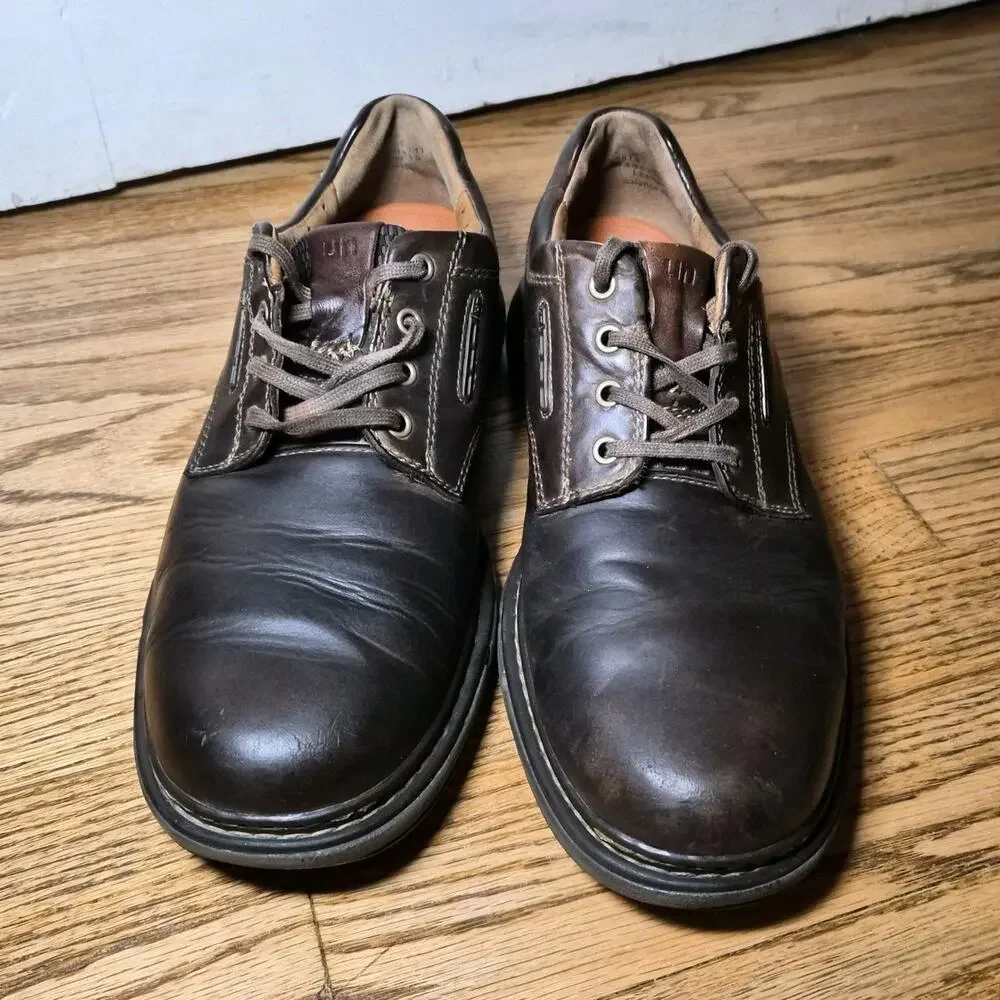 Clarks unstructured brown