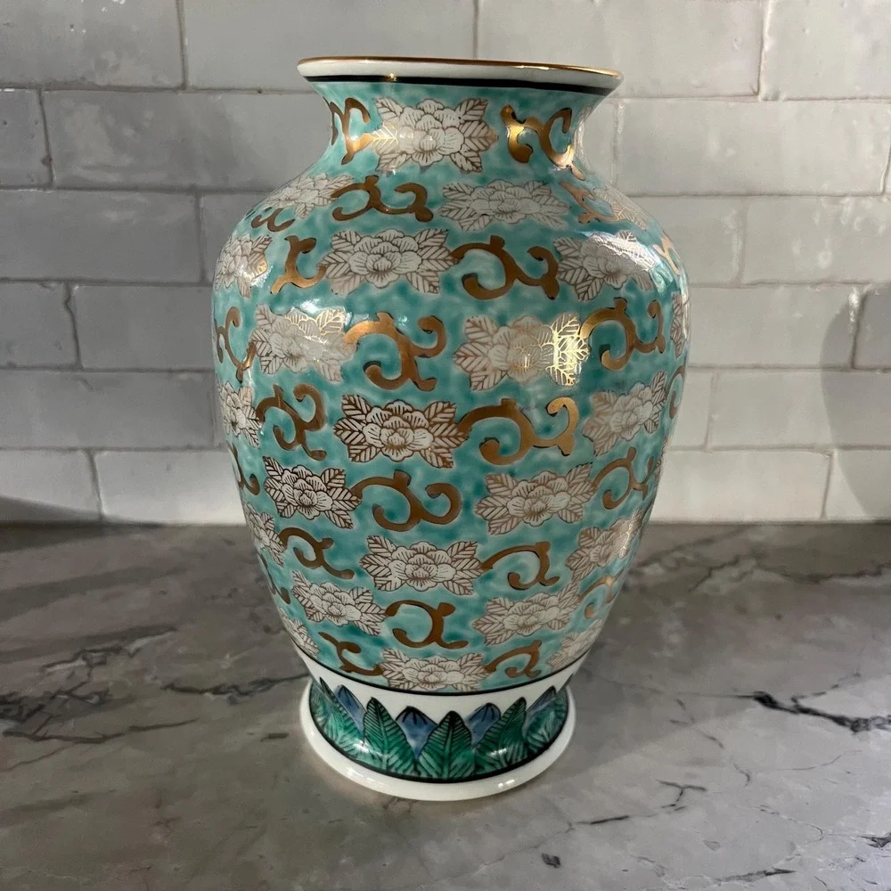 Vintage Imari‎ Japanese Handpainted Vase