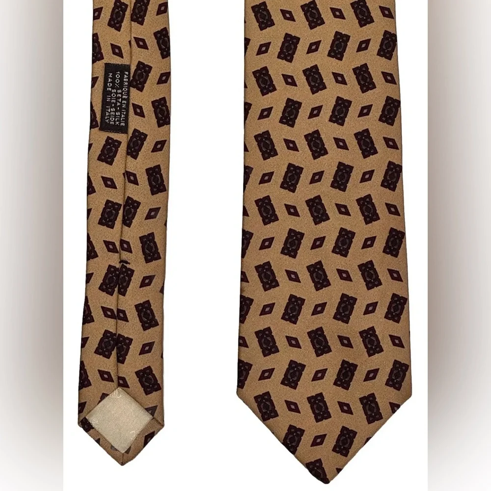 CHANEL PARIS 100% SILK NECK TIE HAND MADE ITALY MENS 55.5 In 3.25 PREOWNED