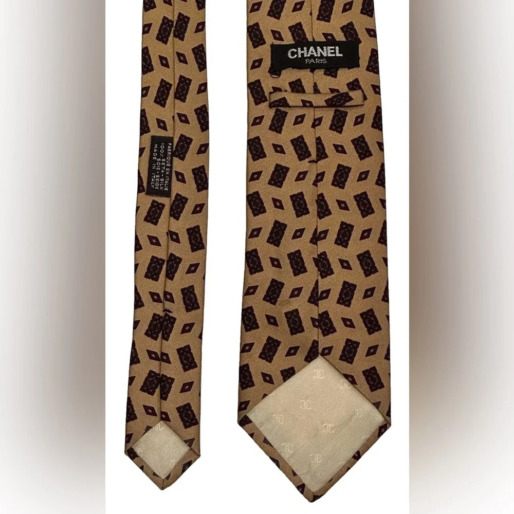 CHANEL PARIS 100% SILK NECK TIE HAND MADE ITALY MENS 55.5 In 3.25 PREOWNED