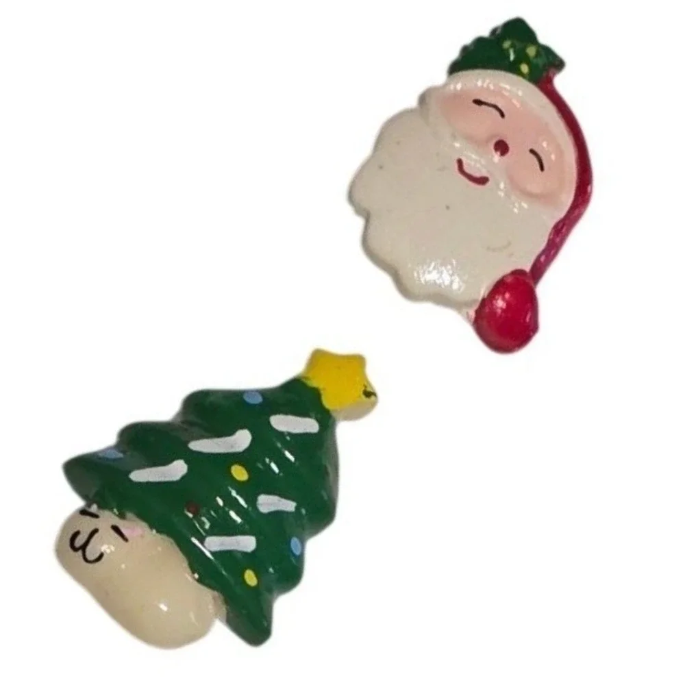 Lustre Fame holiday	 button