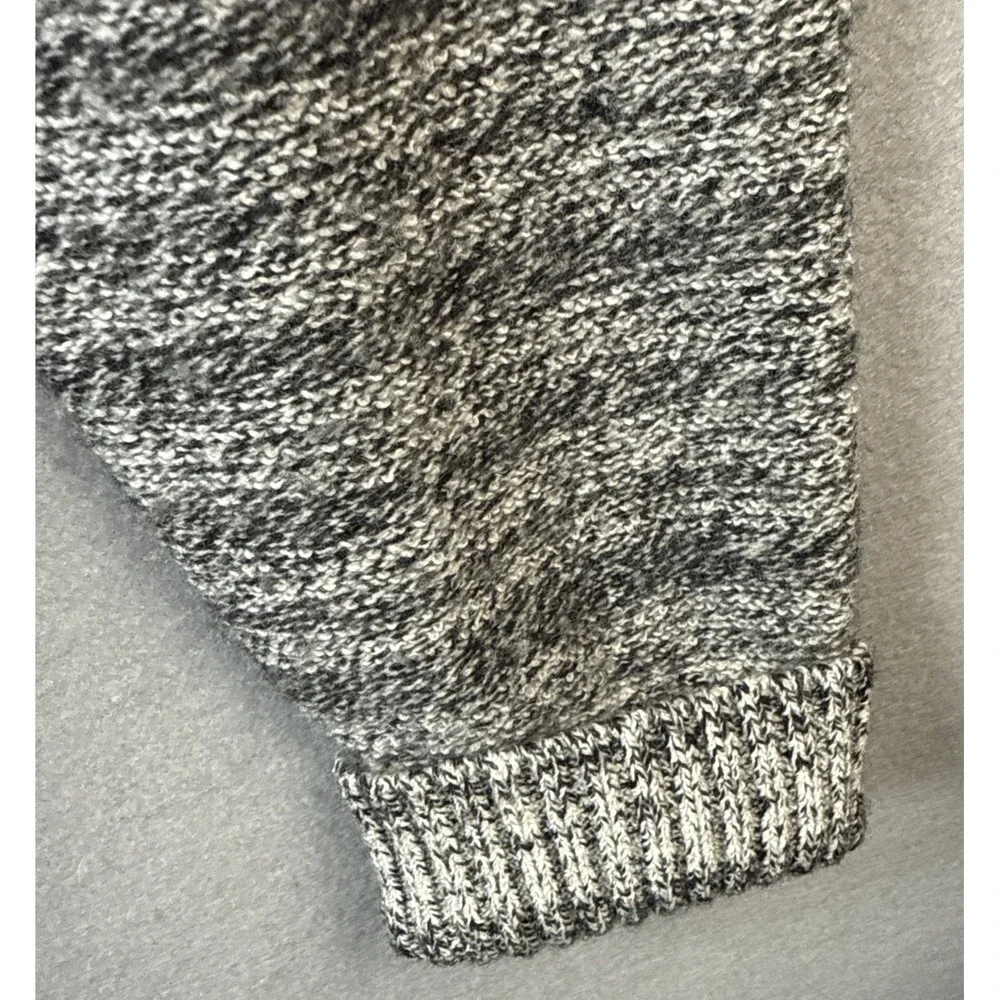Banana Republic embrace touch