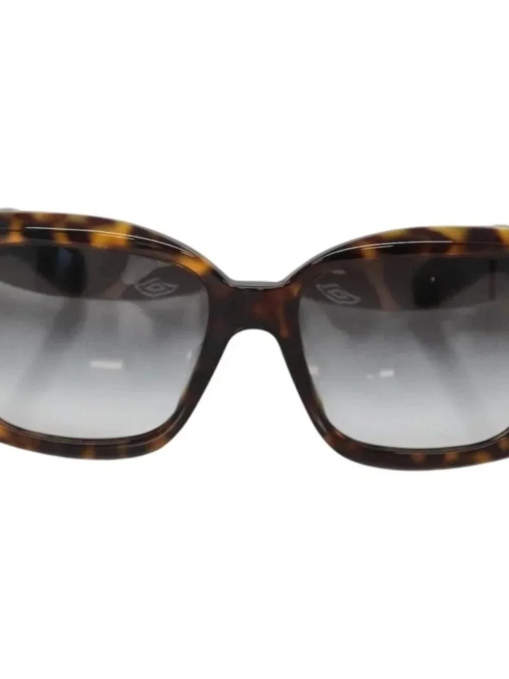CHANEL brand	chanel color	brown