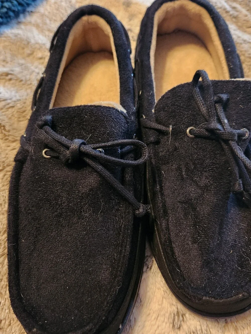 Men's Isotoner Black Suede Moccasin Slippers Size 8-9
