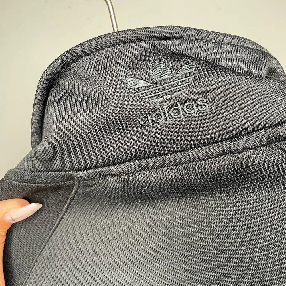 adidas sleek black