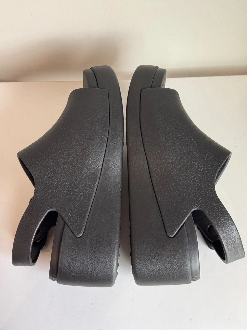 CROCS new fast