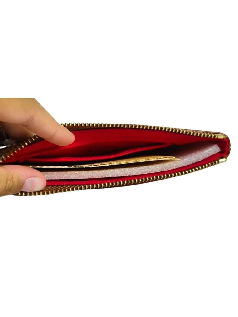 Dooney & Bourke carry your