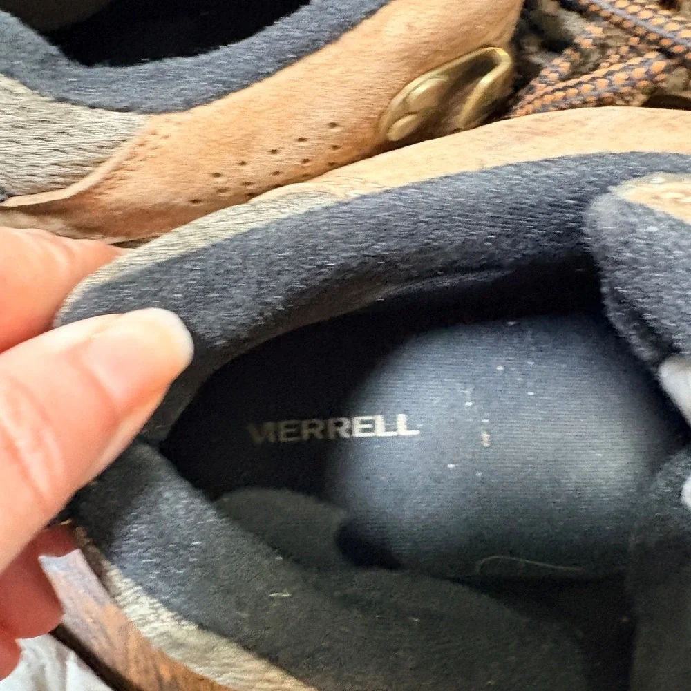 Merrell moab mid