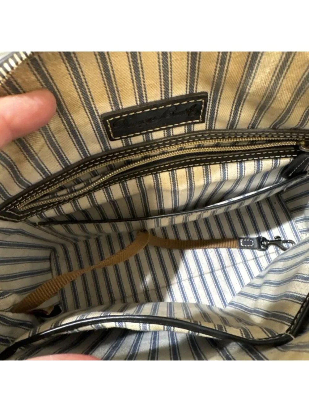 Dooney & Bourke as dooney