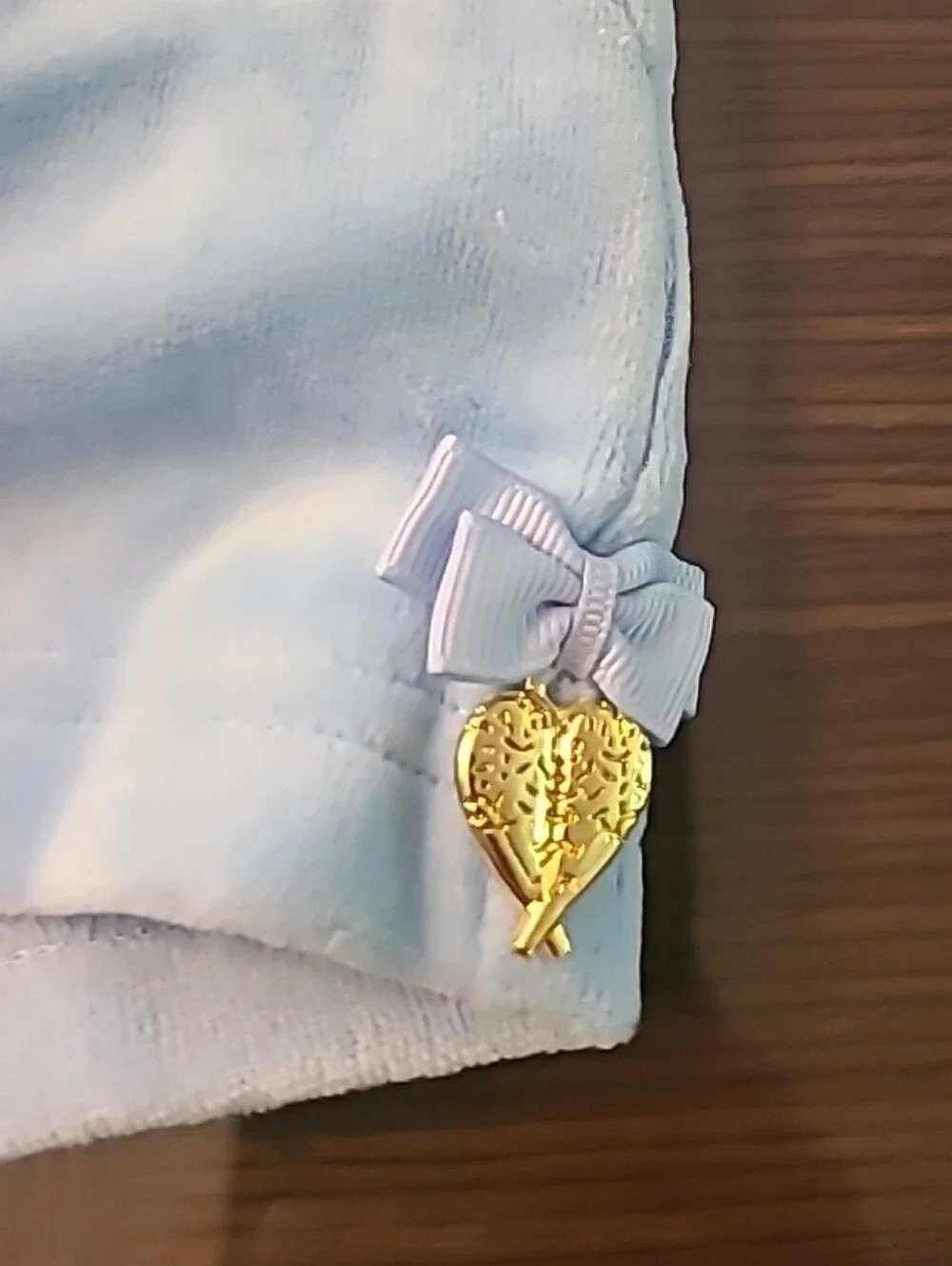 Angels Face adorable velour