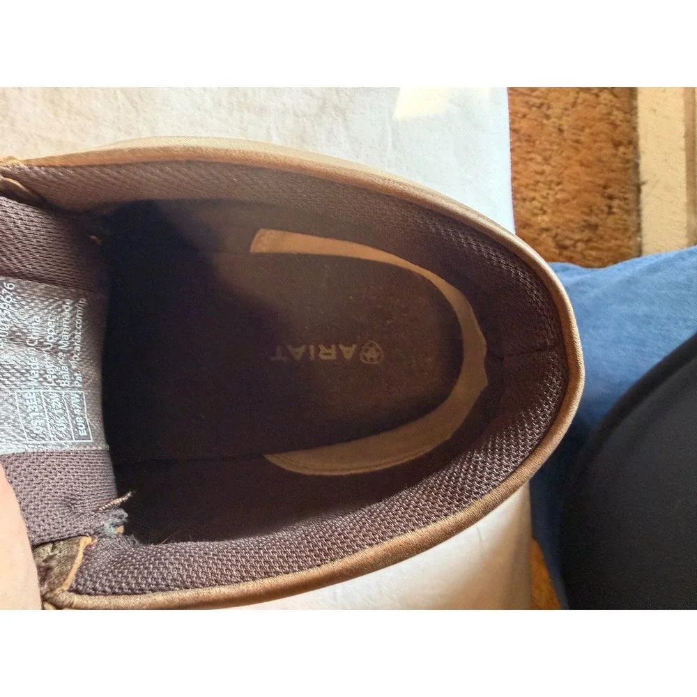 Ariat collar upper