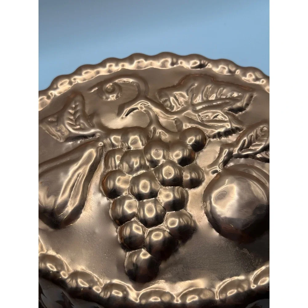 Vintage‎ Copper Fruit Embossed Metal Jelly Mold Oval Wall Hanging Grapes 13.5