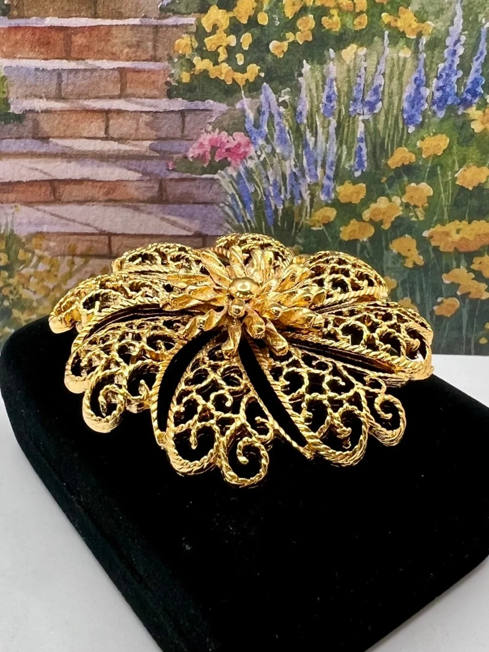 Monet Filigree Pinwheel Brooch