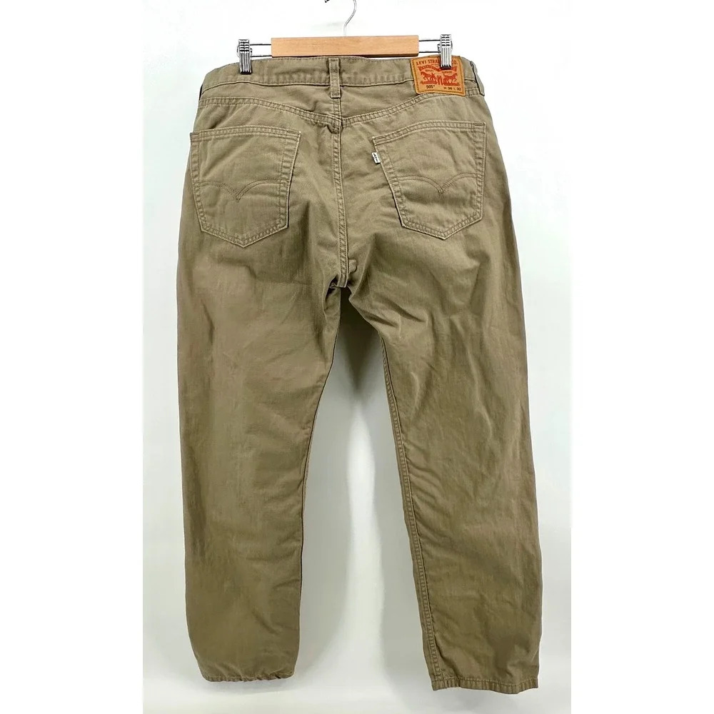 Levis color lightly