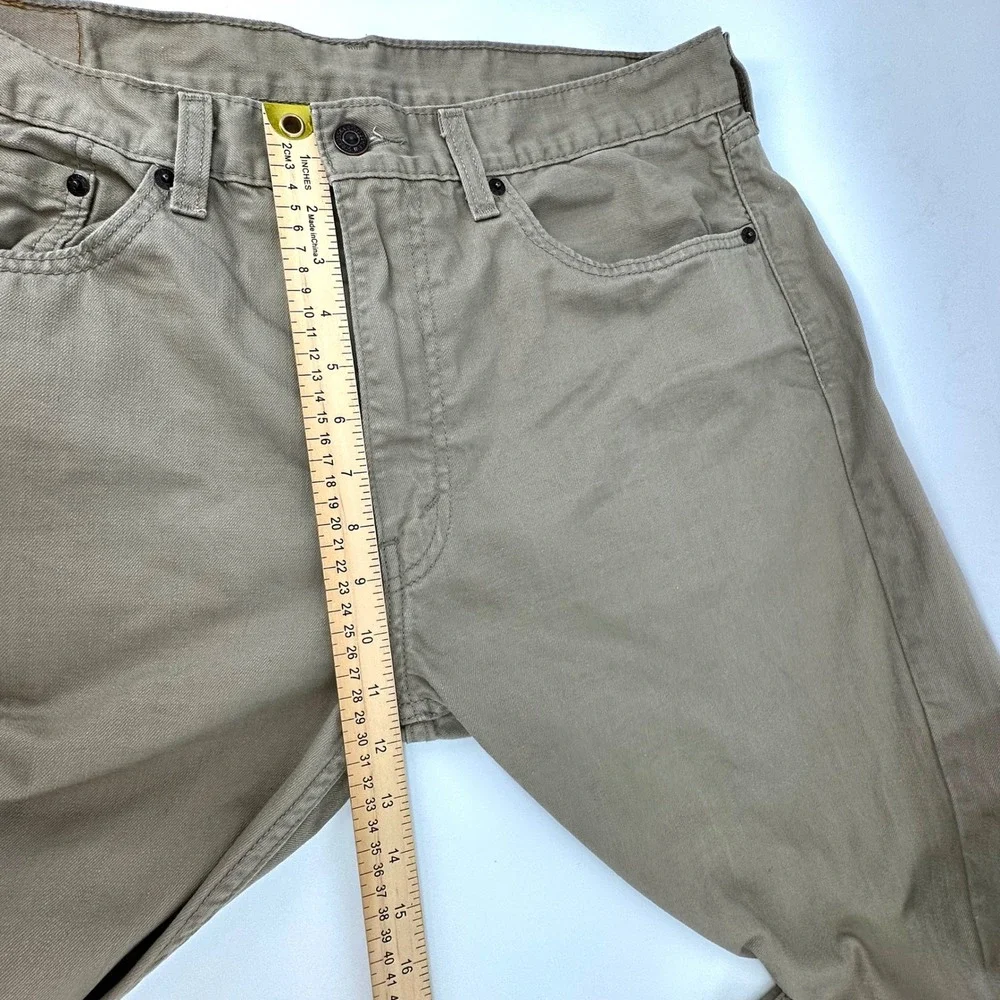 Levis color lightly