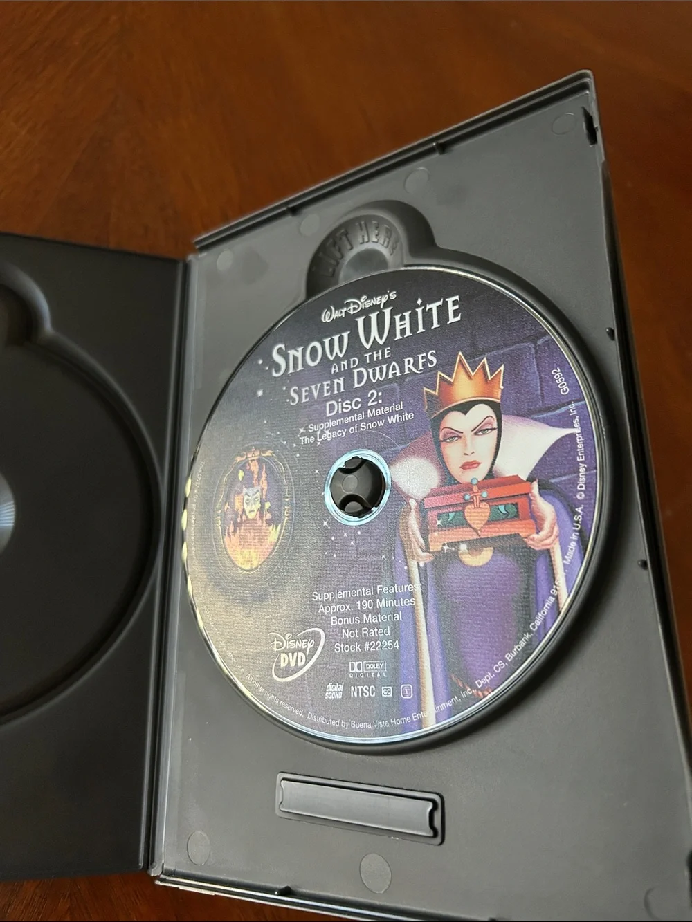 Disney Classic DVD Bundle — Sleeping Beauty, Snow White, Pinocchio, Bambi