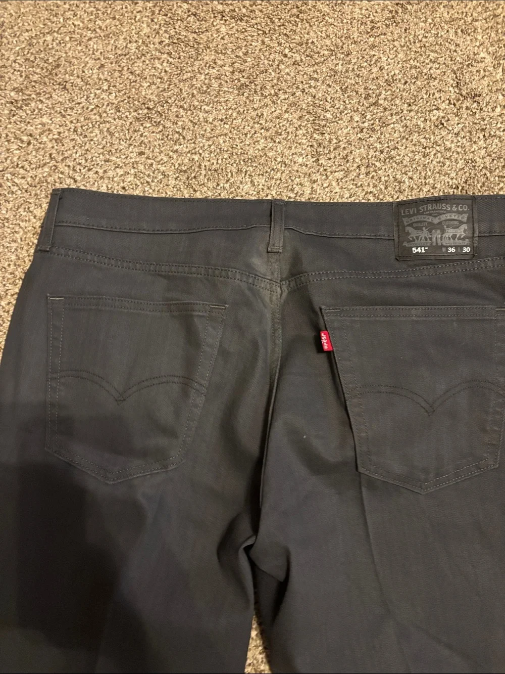 Levis straight leg