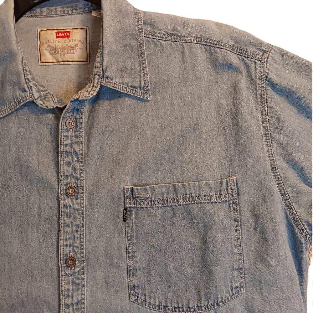 Levis great colors