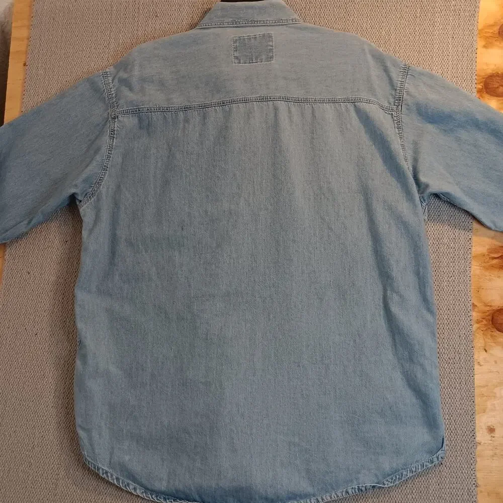 Levis owned shirt