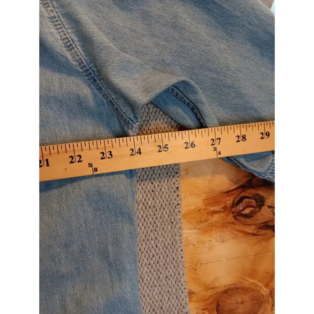 Levis good check