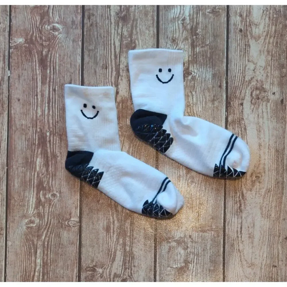 Pointe Studio Happy Ankle Grip Sock - White with Smiley Face - M/L- Sticky Socks