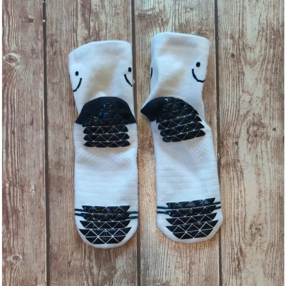 Pointe Studio Happy Ankle Grip Sock - White with Smiley Face - M/L- Sticky Socks
