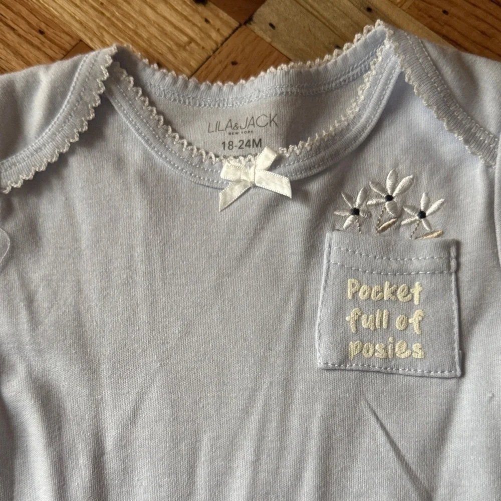 Lila & Jack adorable bodysuit