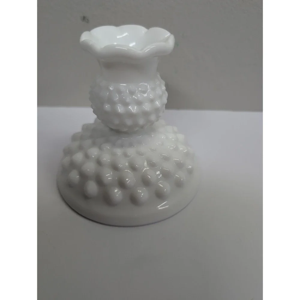 Fenton vintage white