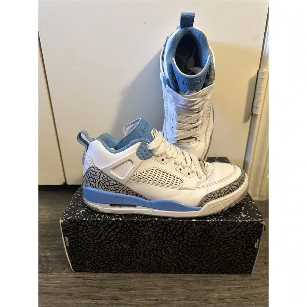 Air Jordan Spizike Low UNC Sneakers Men's Size 8 White And Blue Shoes