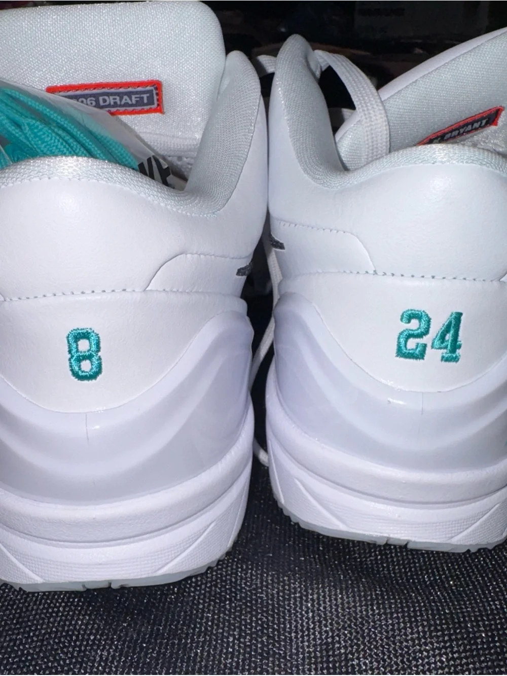 Kobe 4 Protro Draft day Vancouver Grizzlies Men’s 10
