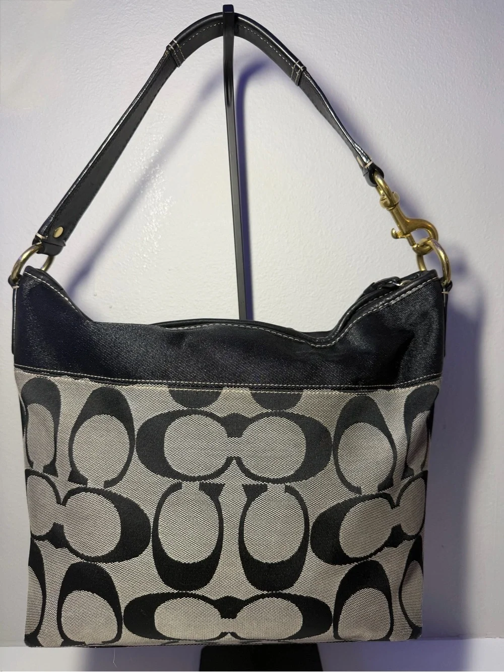 Coach shoulder bag